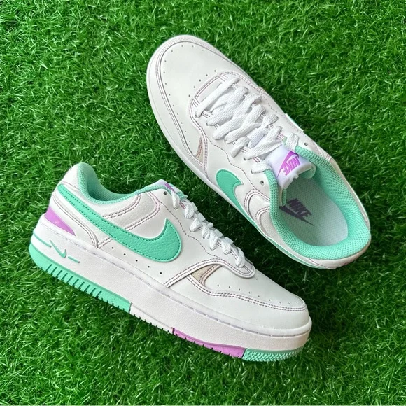 ✨New Nike Gamma Force White / Emerald Rise - Picture 3 of 8